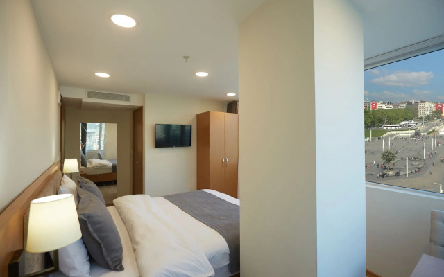 Kartal Palace Taksim Square