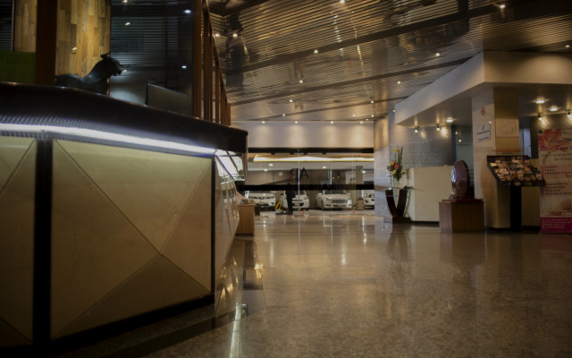 Hotel Abastos Plaza