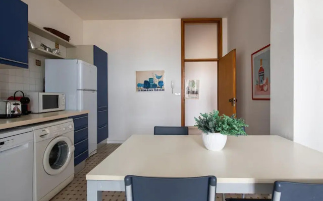 Liza 6 in Rimini With 2 Bedrooms and 1 Bathrooms