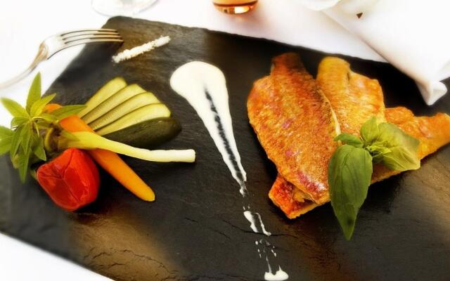 Hostellerie La Croix Blanche