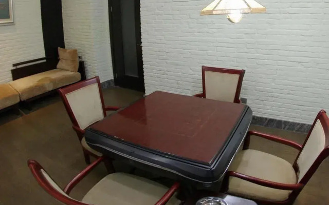 Tianmu Huihuang Hot Spring Holiday Hotel