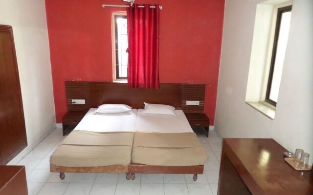 Hotel Ashok Deluxe