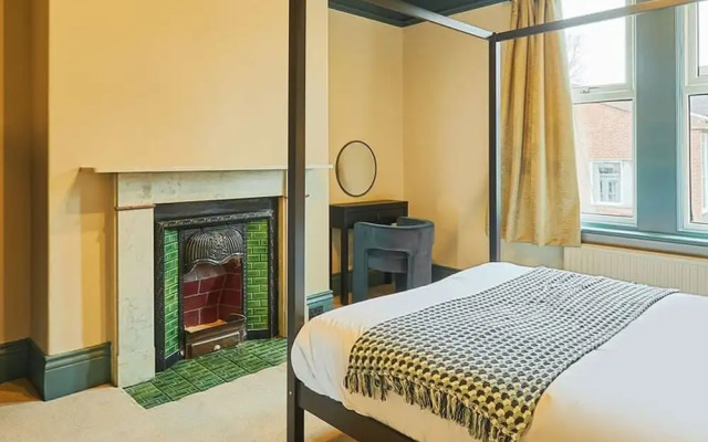 Host Stay Kittiwake House