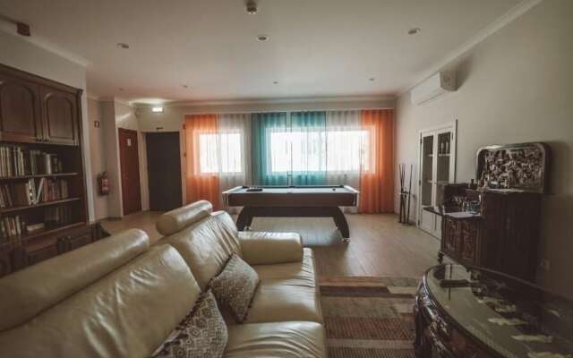 Vila Milreu Guesthouse