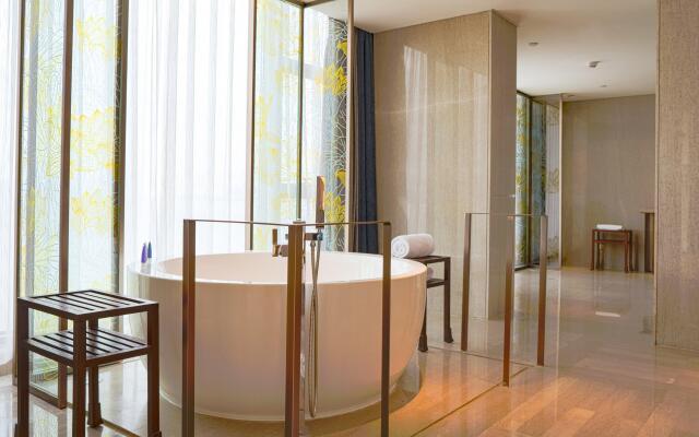 Hotel Indigo Dali Erhai by IHG