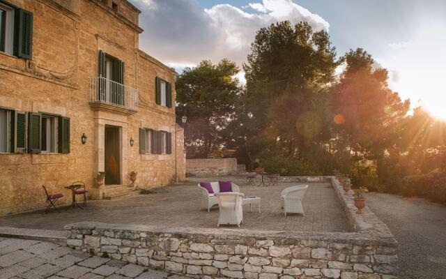 Modern Villa in Paceco with Private Pool