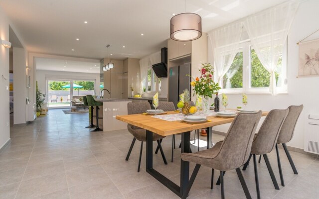 Villa Summer House