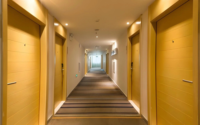 城市便捷酒店(珠海海滨泳场店)