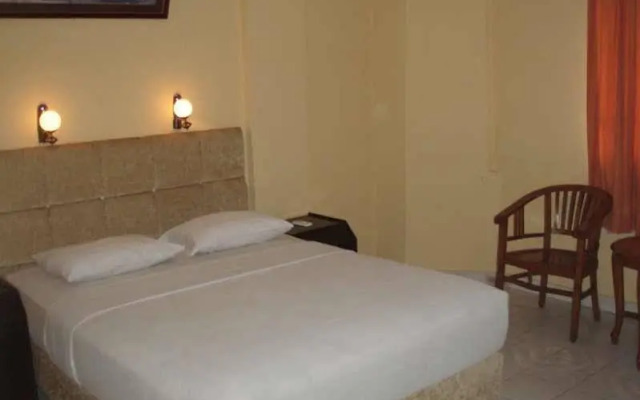 Hotel Resty Menara