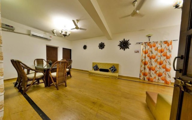 6bhk Villa With Private Pool and Fountain