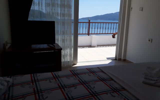 Uysal Suite and Loft