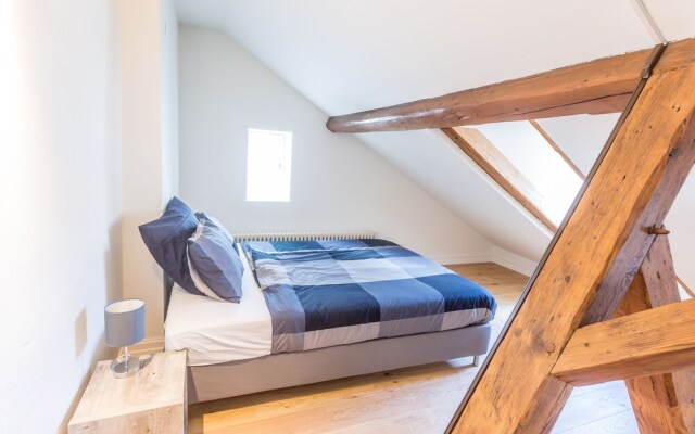 AIRSTAY Luxury Villa
