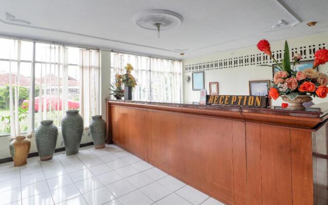 OYO 3250 Setia Hotel