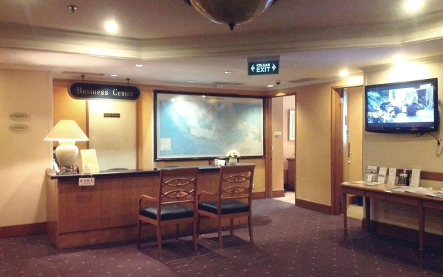 Menara Peninsula Hotel Jakarta