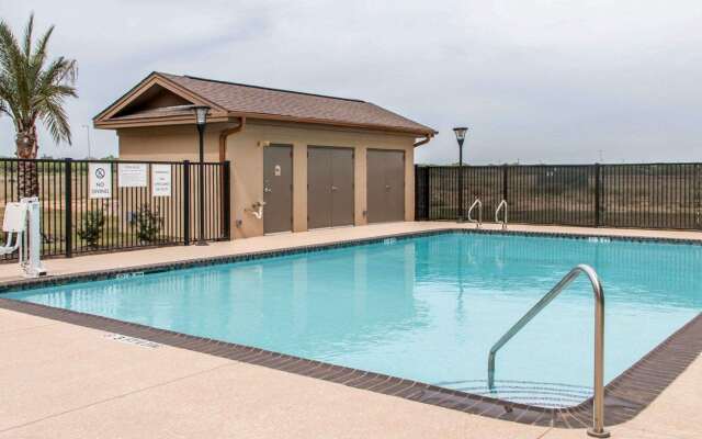 MainStay Suites Cotulla