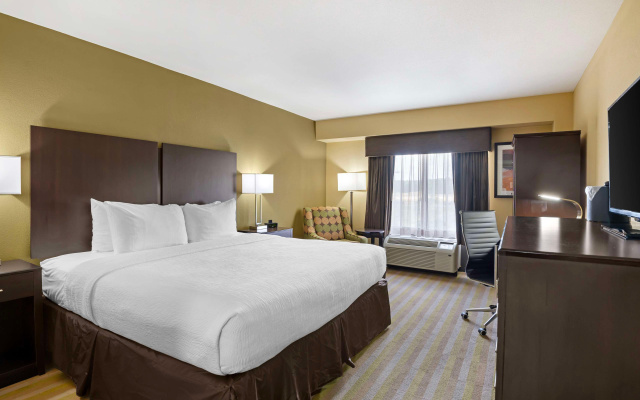 Best Western Plus Thornburg Inn & Suites