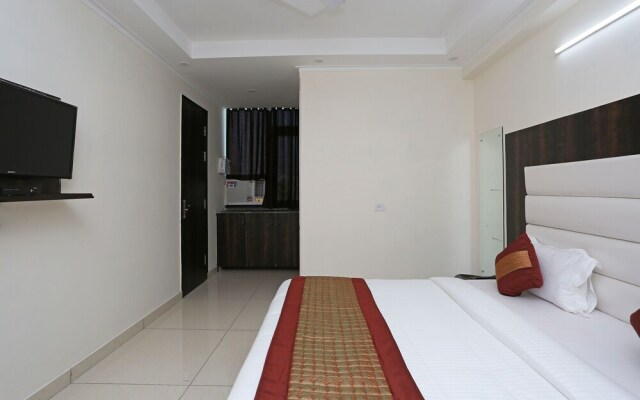 OYO 9147 Hotel Aerostay