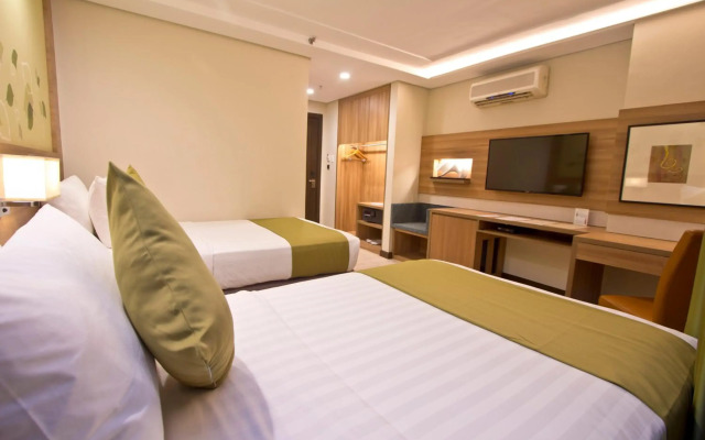 Crown Regency Hotel Makati