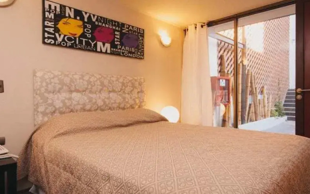 Hostal & Suites Bella 269