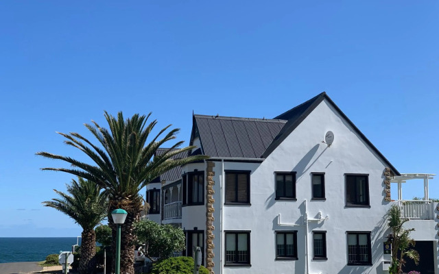 Villa Le Roc Kleinmond Accommodation