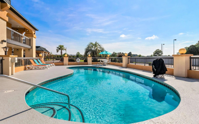 Quality Inn & Suites Florence Civic Center