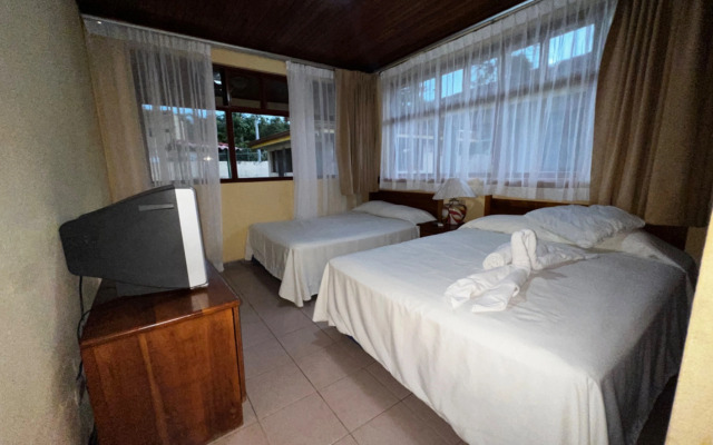 Hotel Amapola Resort
