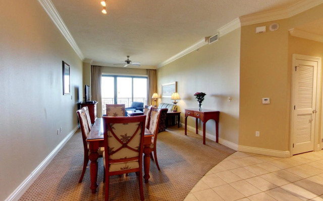 Emerald Grande Condominiums at HarborWalk Village