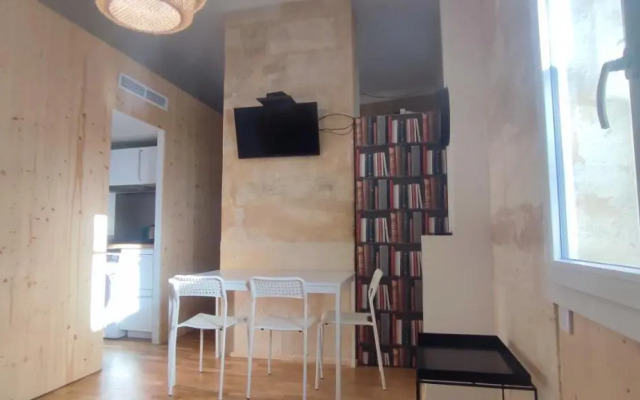Charmant studio renove et climatise