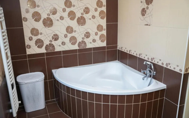 Varkert Deluxe Apartmanhaz
