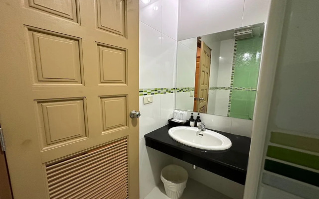 Chiang Rai Grand Room Hotel