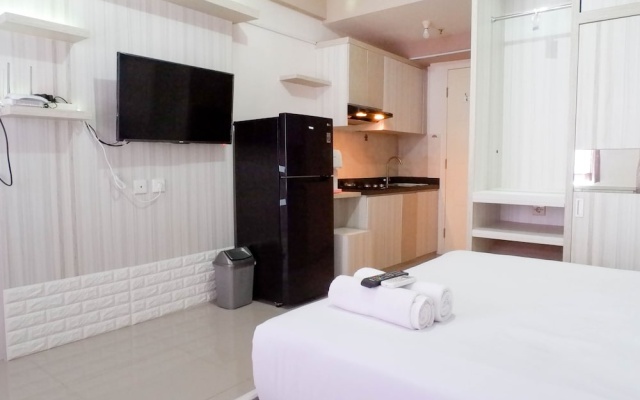 Spacious Studio Apartment Accses To Pakuwon Mall At Tanglin Supermall Mansion – Guest Rooms – Surabaya