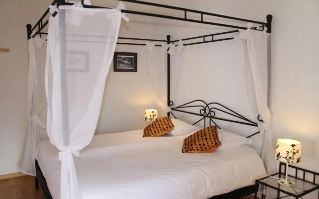 Petit Hotel