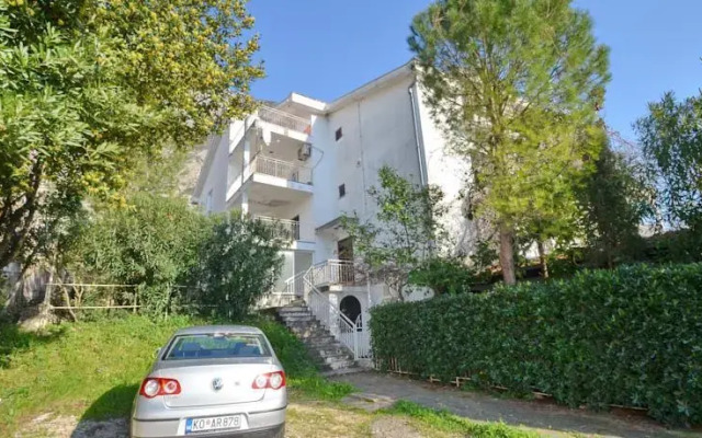 Apartment Kaludjerovic 2