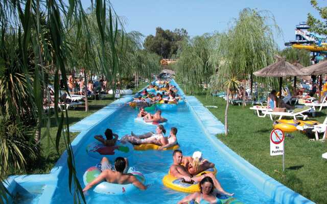 Aqualand Resort