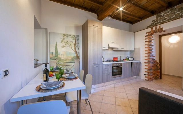 Alla Corte Di Angera