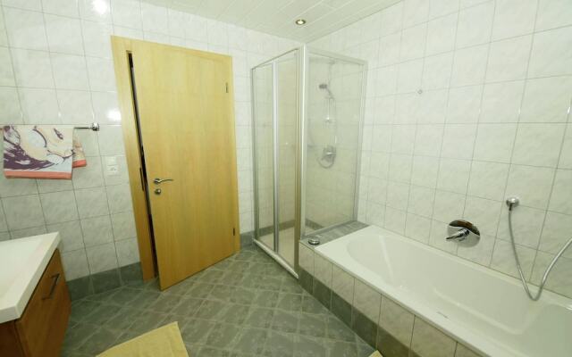Spacious Apartment Near Ski Area in Fügenberg