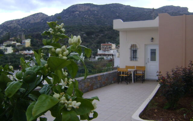 Kavousanos Apartments