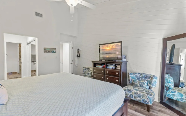 Sea Winds Condominiums C