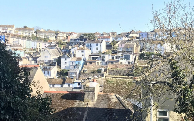 Quirky & Cosy Apartment in Brixham Centre, Devon