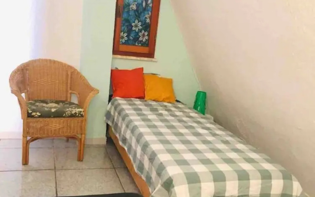 Lovely 2-bed Apartment in Giardini Naxos