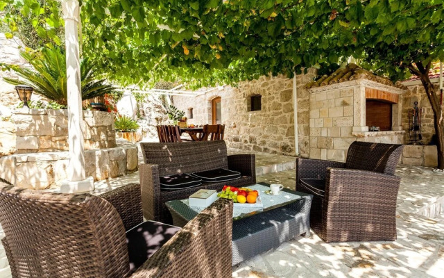 The Hidden Treasure Village - 3 Villas