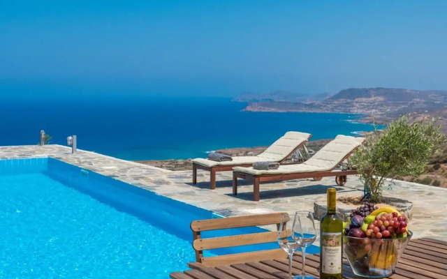 Villa Isidora - Stunning Stylish 3-bedroom Villa