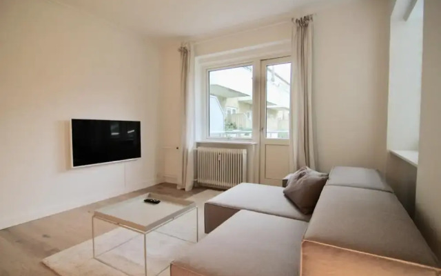 Refurbished 1-bed in Charlottenlund
