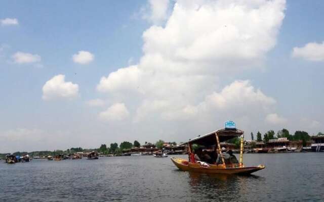 Houseboat