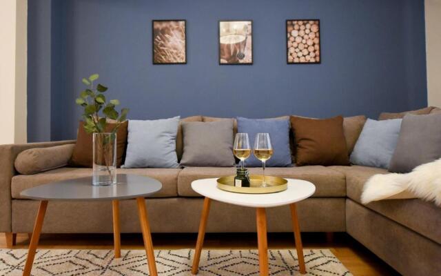 THE DREAM Apartment - Near Radisson Hotel