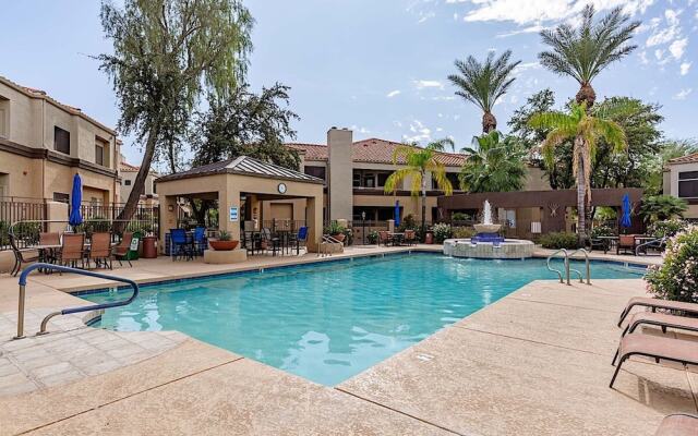 Desert Willow Walk Condo 2BR by Casago