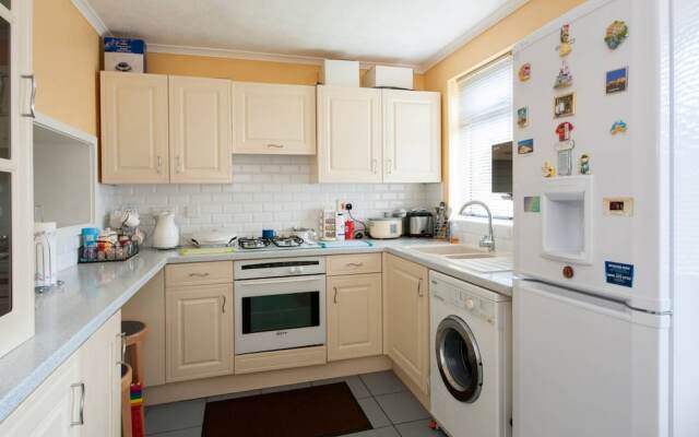 Family House Close to City Centre