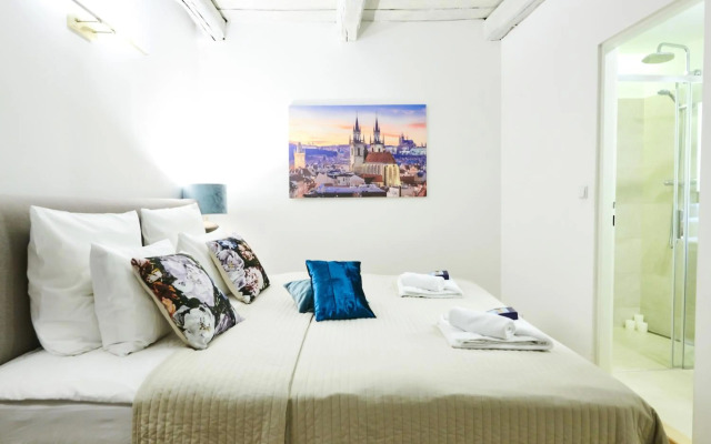 Royal Route Residence