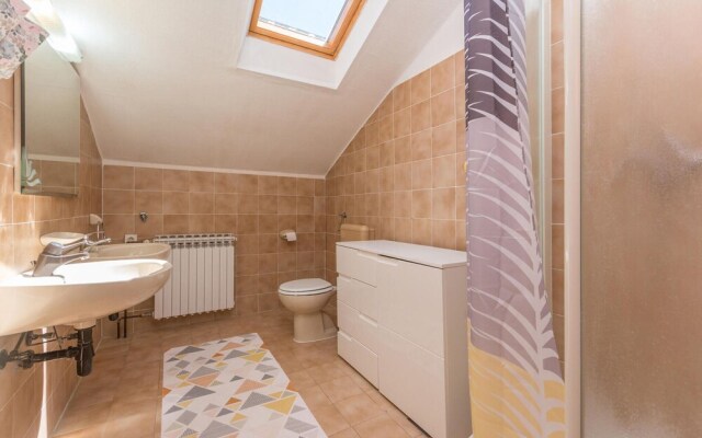 Amazing Home in Zadar With Wifi and 2 Bedrooms