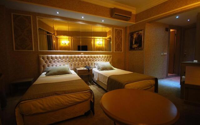Deniz Otel